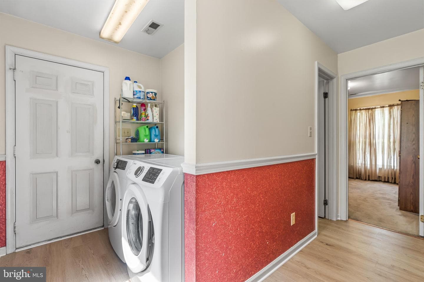 14433 Hicksville Road photo 31