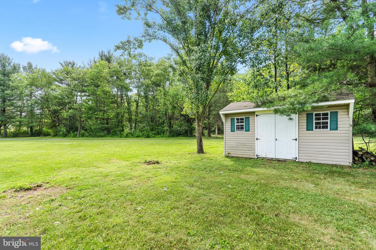 14433 Hicksville Road photo 5