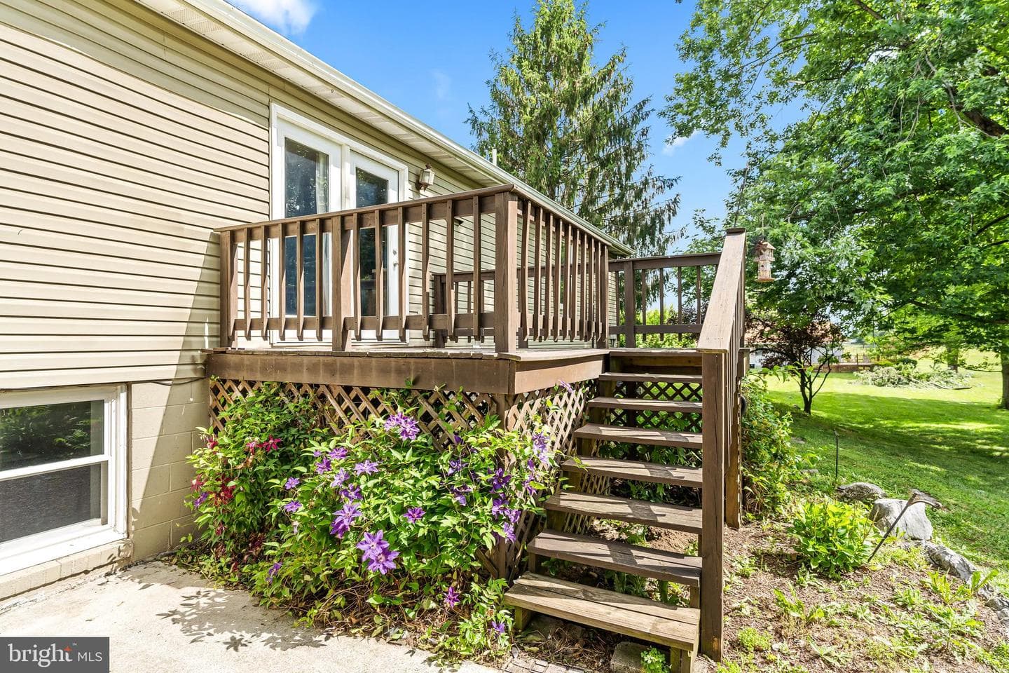 14433 Hicksville Road photo 8