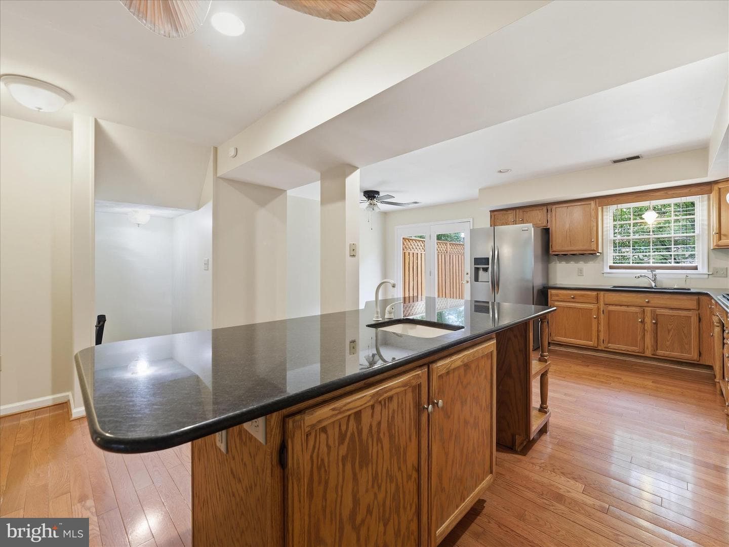 1002 Lindsay Lane photo 13