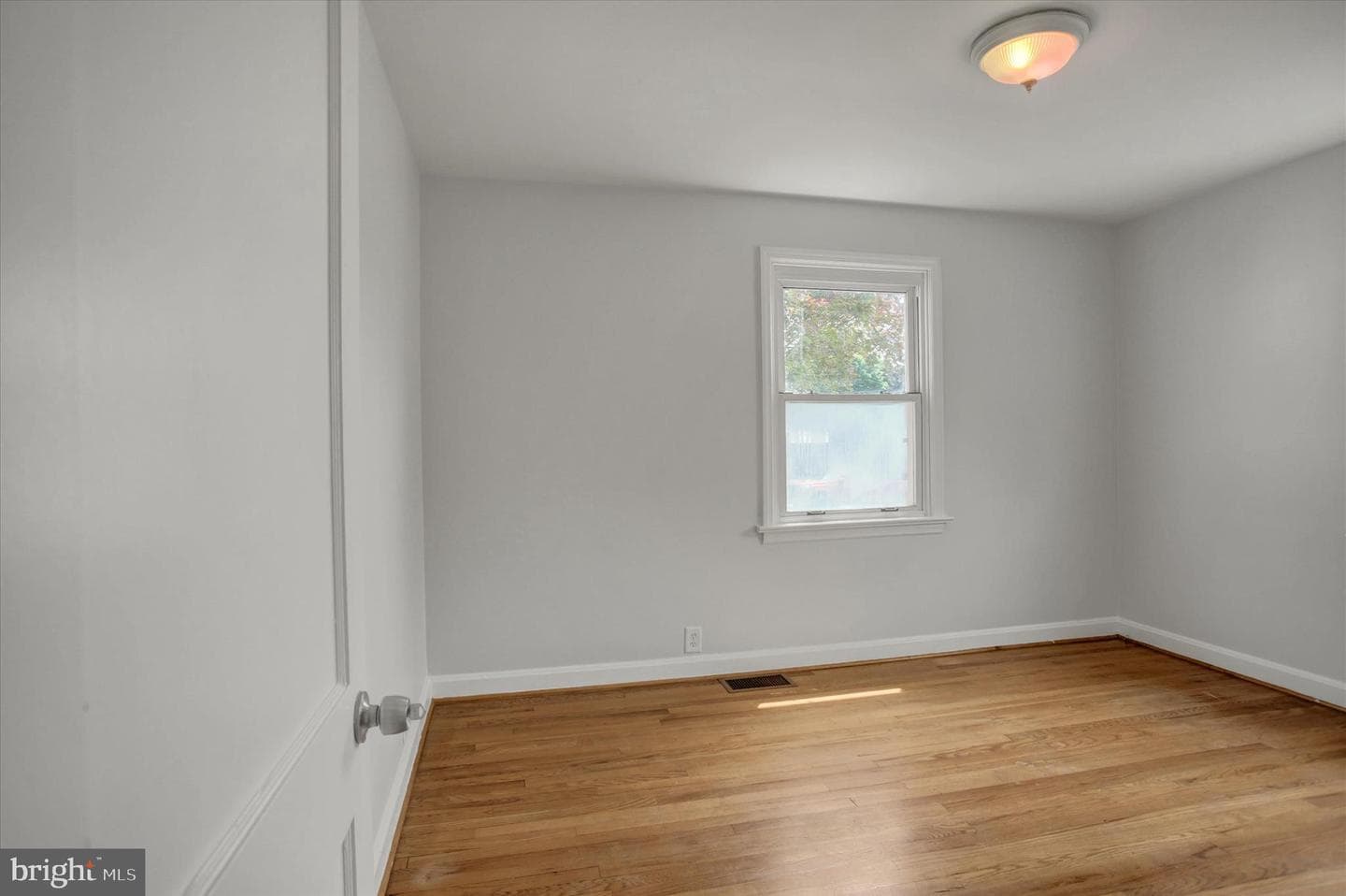 85 Devonshire Road photo 11