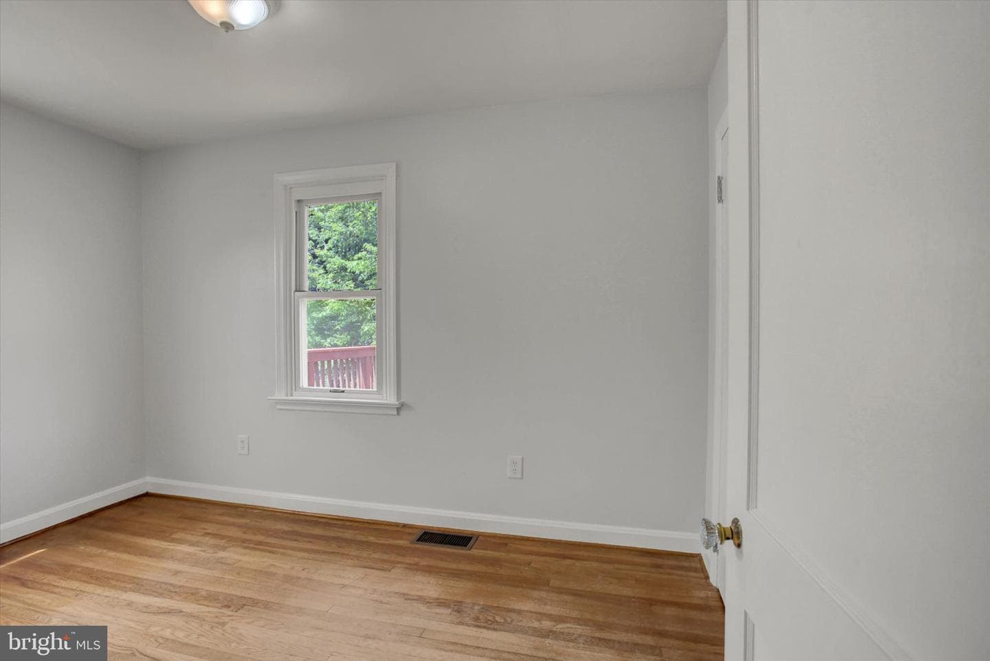 85 Devonshire Road photo 12