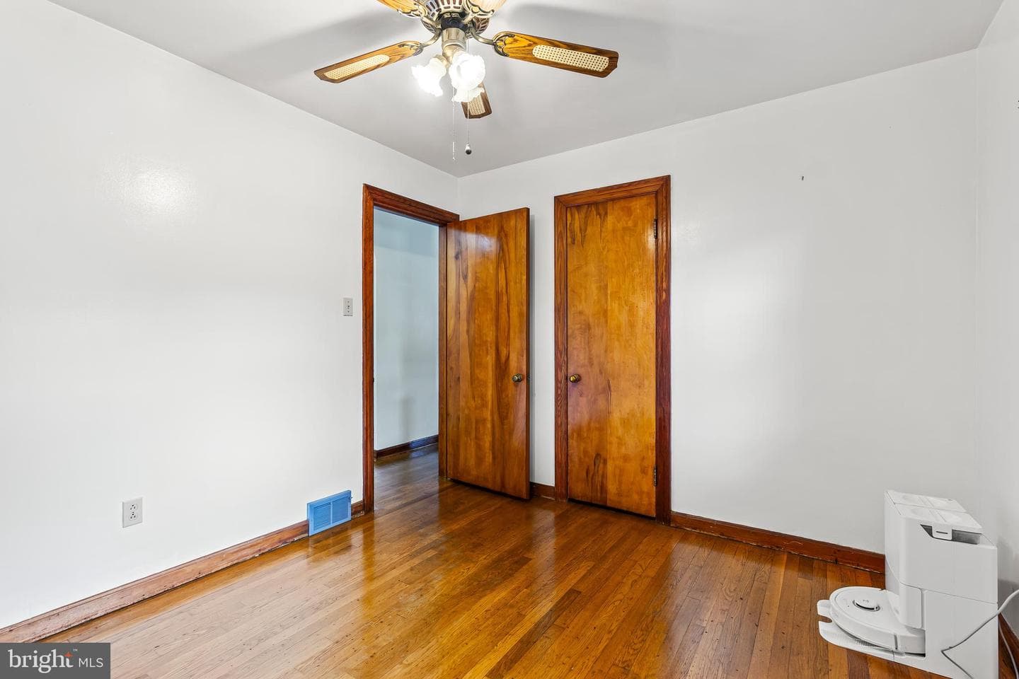 1103 Moller Avenue photo 18