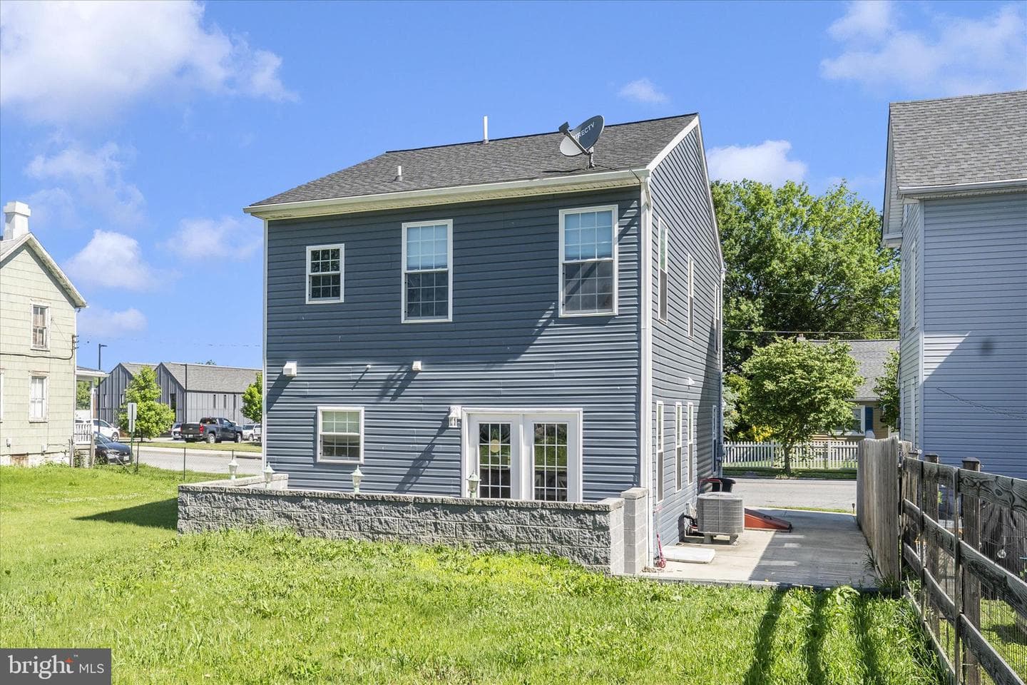 118 W Salisbury Street photo 34