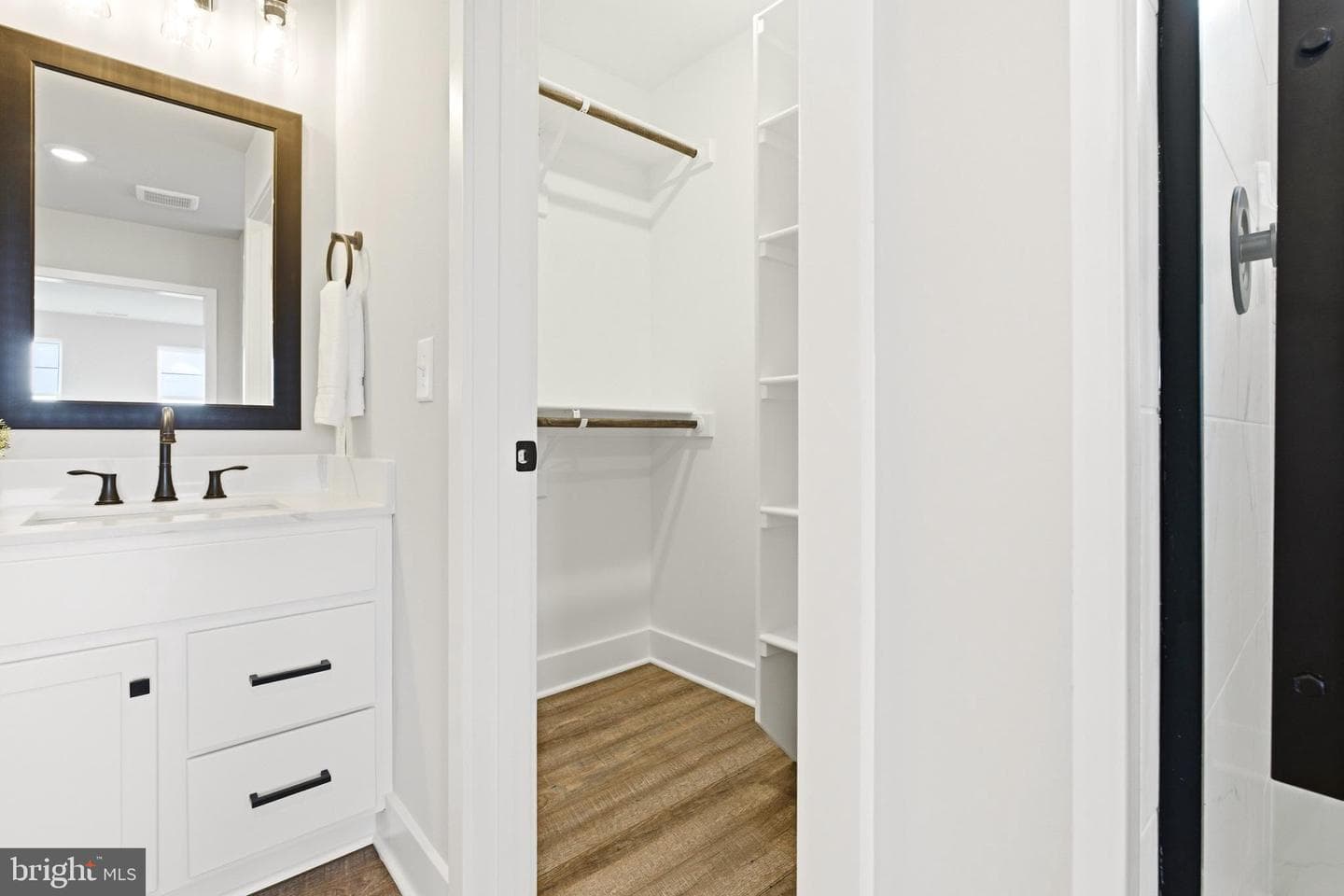 11717 Ashton Road photo 31