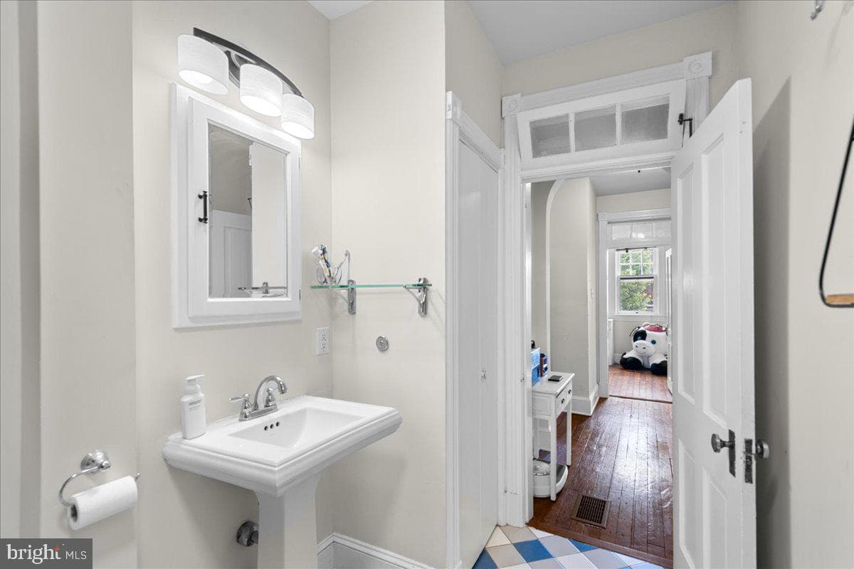 1007 Potomac Avenue photo 27