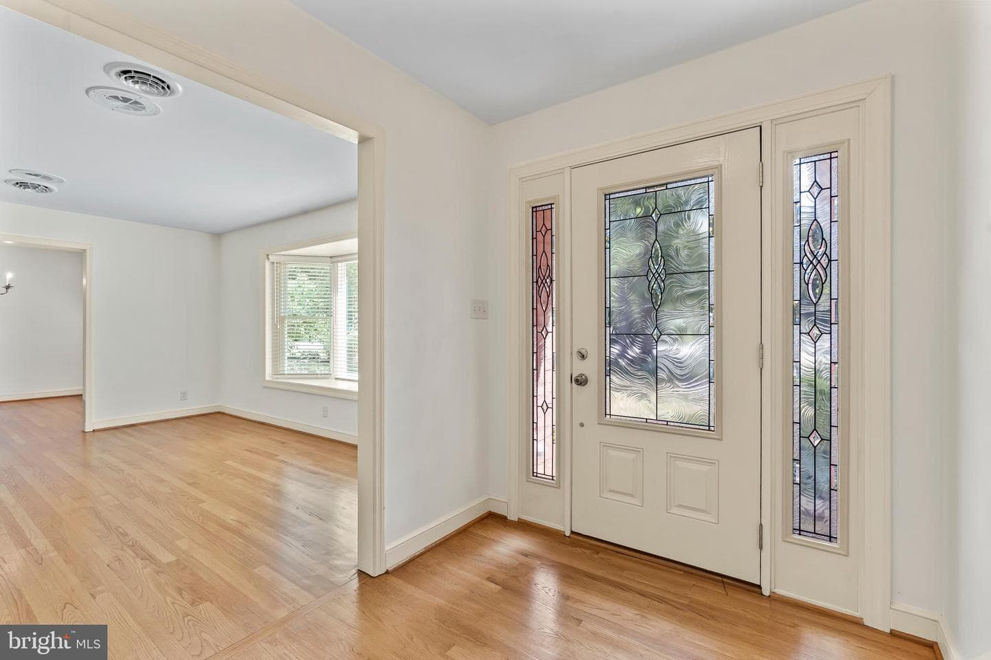 1916 Applewood Circle photo 17