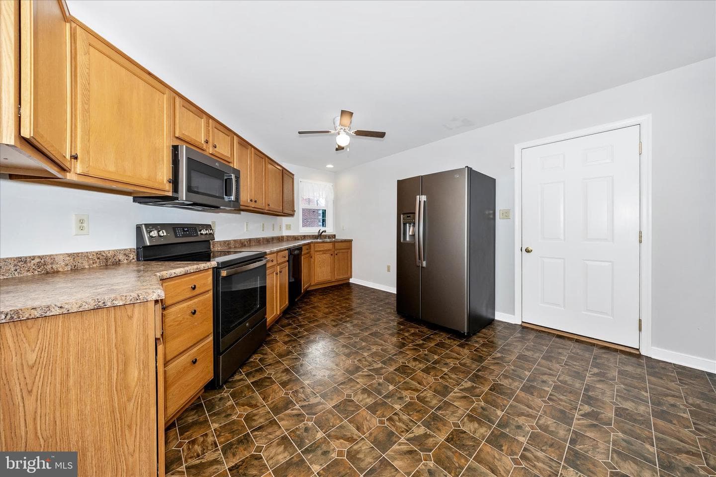 17817 Sherman Avenue photo 21
