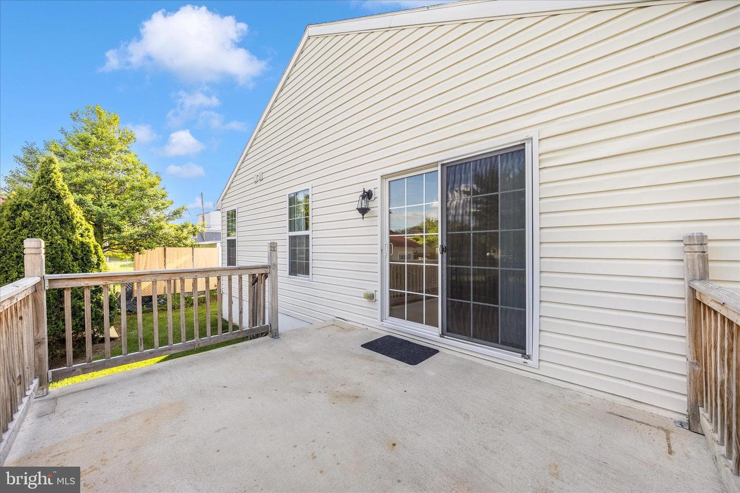 17817 Sherman Avenue photo 52