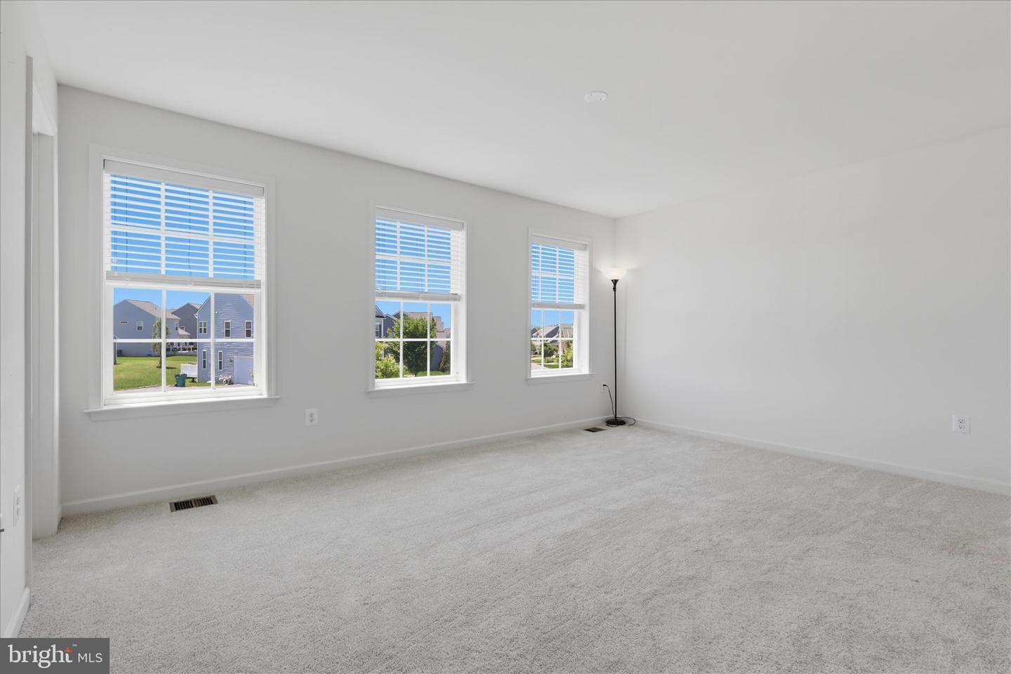 9354 Drumman Drive photo 23