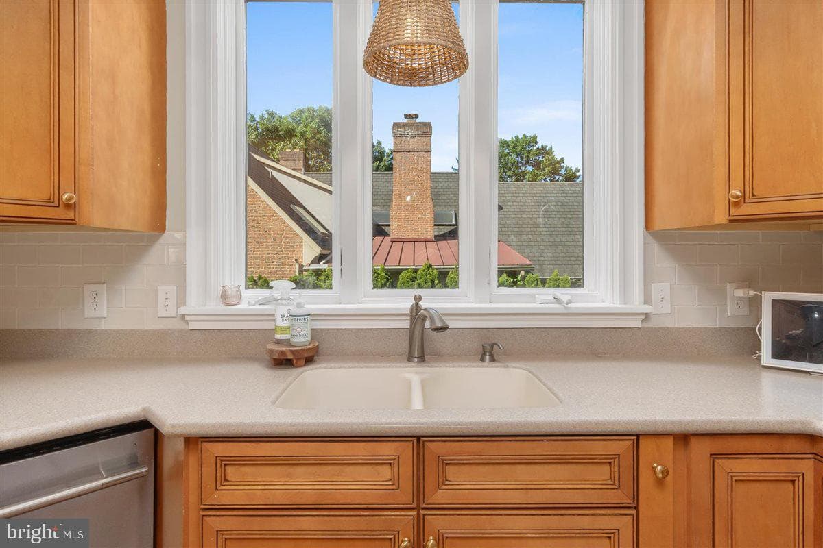 1009 Oak Hill Avenue photo 17