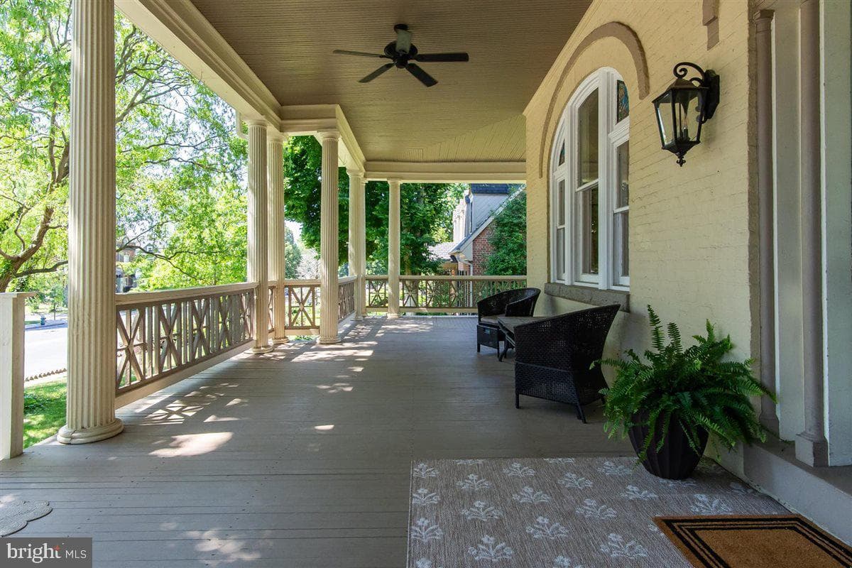 1009 Oak Hill Avenue photo 54