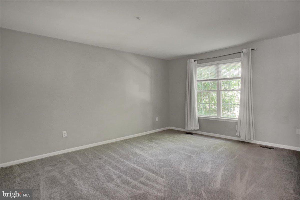 1153 Lindsay Ln photo 14
