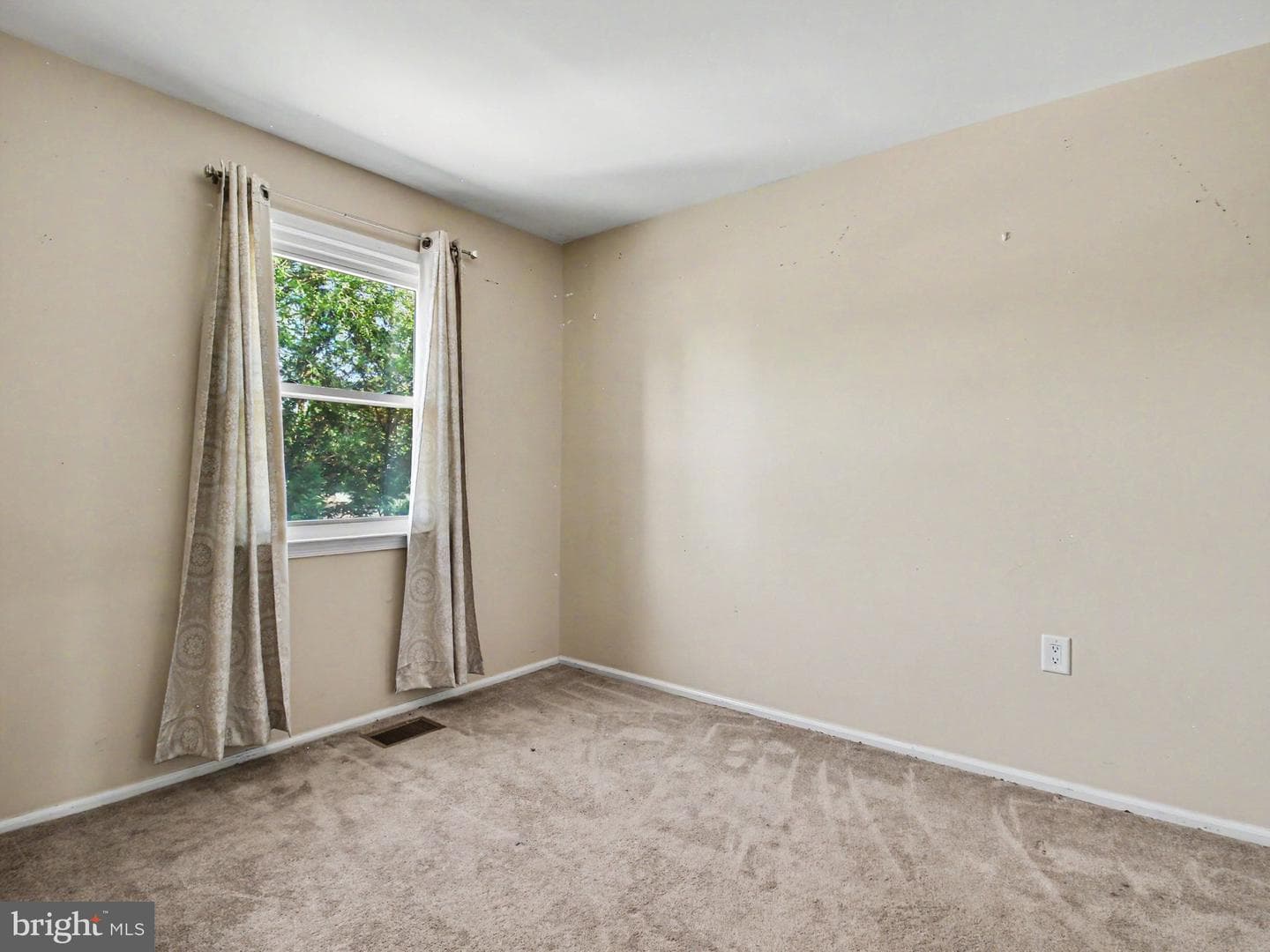 17918 Hickory Lane photo 17