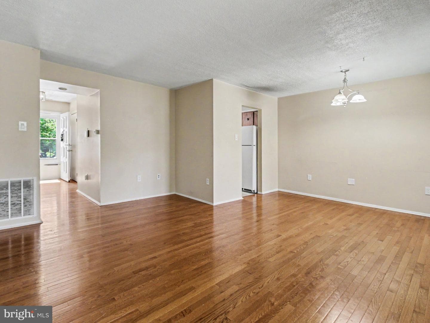17918 Hickory Lane photo 4
