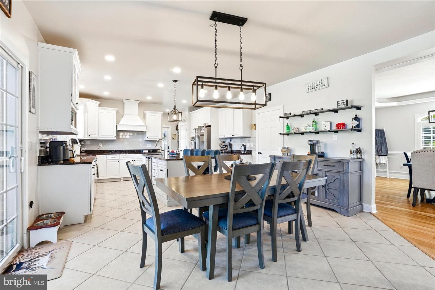 20510 Tehrani Lane photo 20