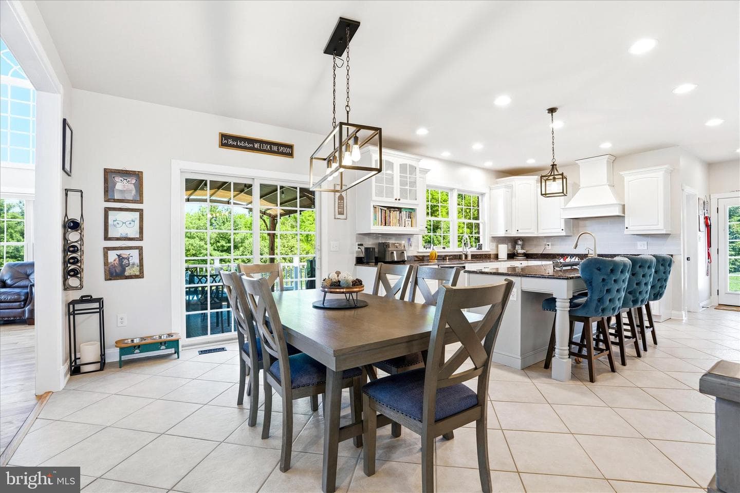 20510 Tehrani Lane photo 21