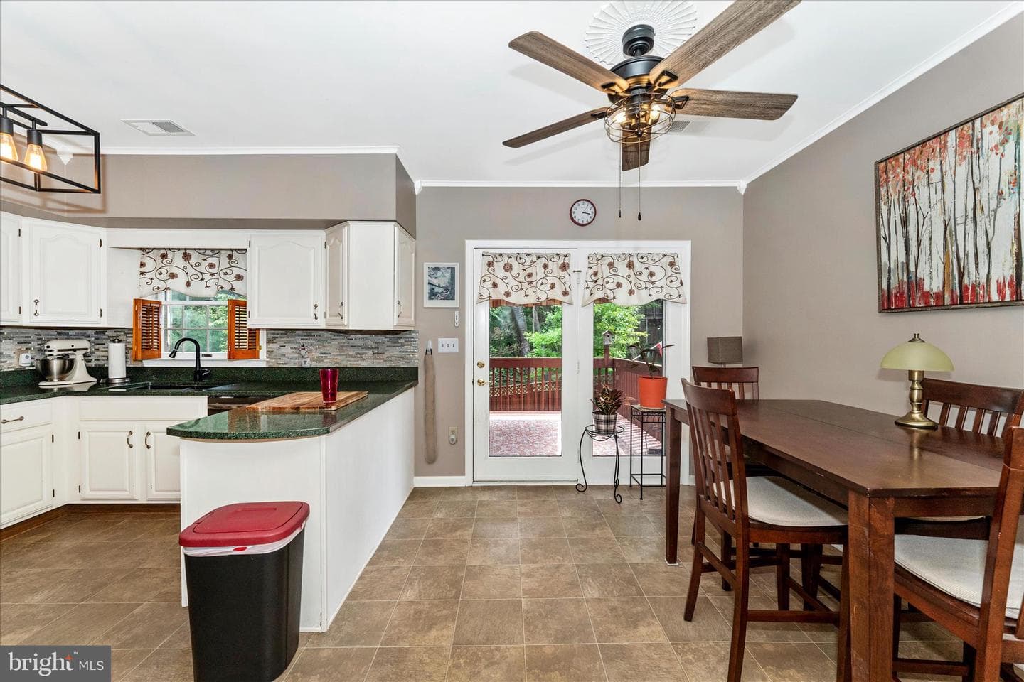 1265 Fairchild Avenue photo 21