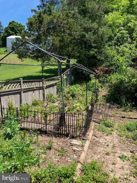 216 Fulton Street photo 15