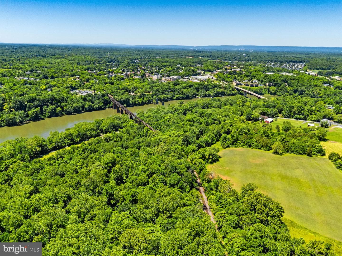 16318 Canal Road photo 36