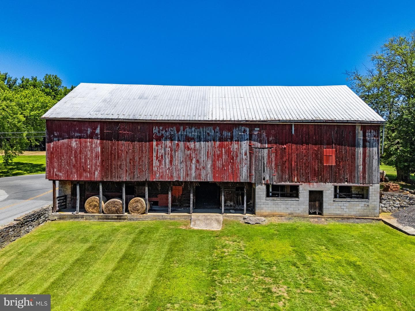 16318 Canal Road photo 59