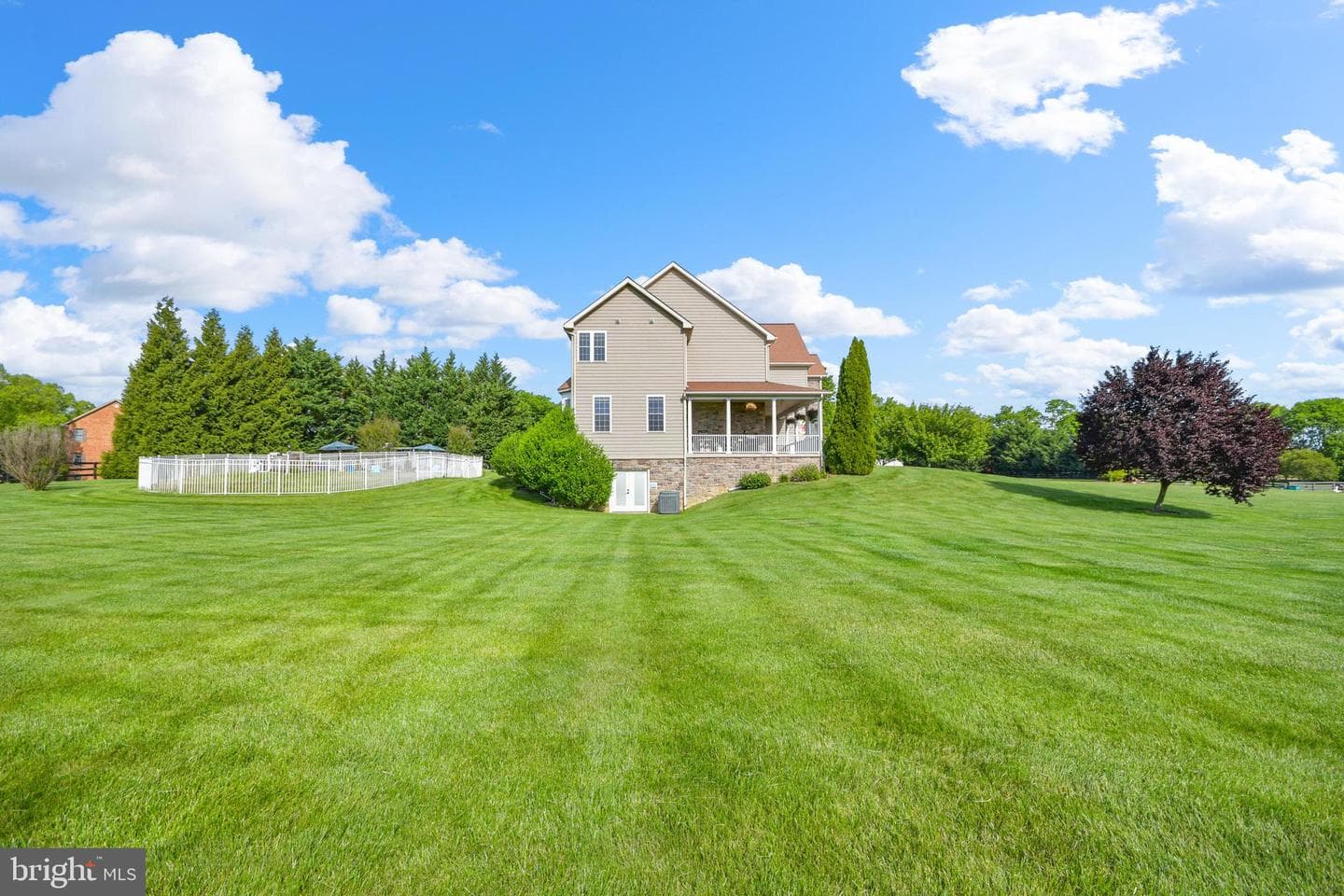 20107 W Stone Court photo 125