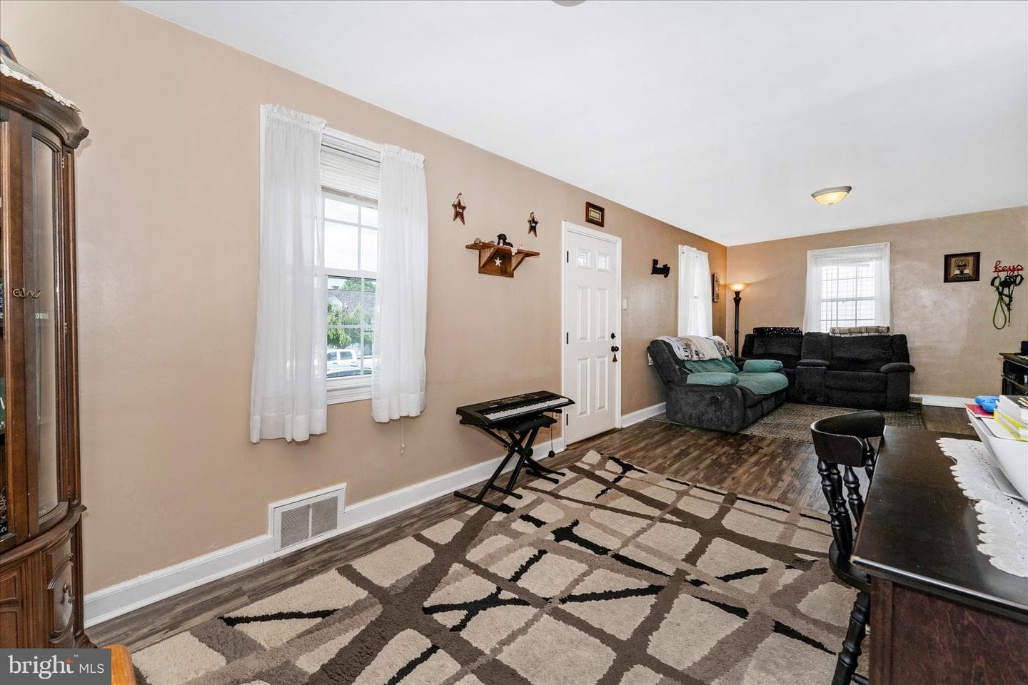 1052 Fairview Road photo 6
