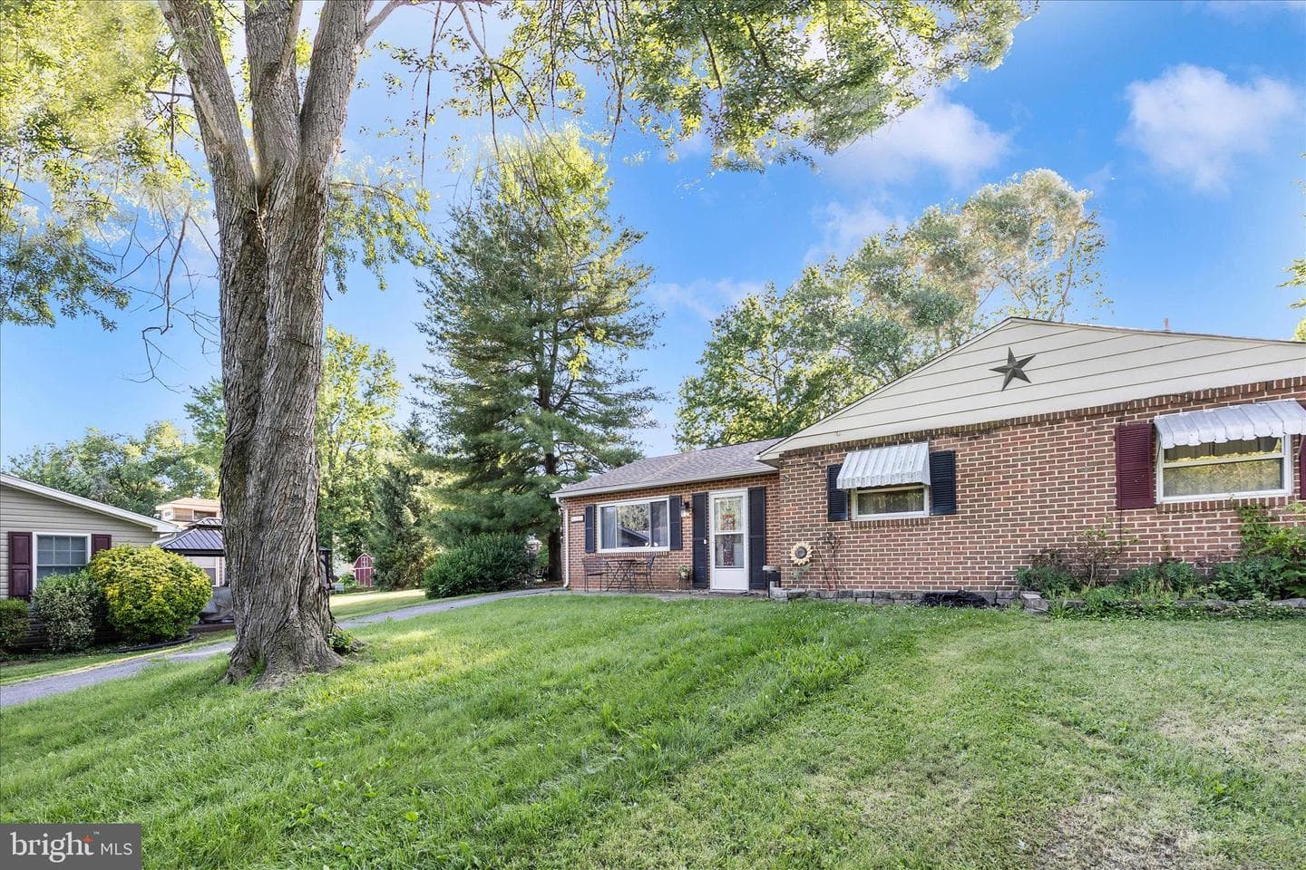 202 Bethlehem Court photo 26