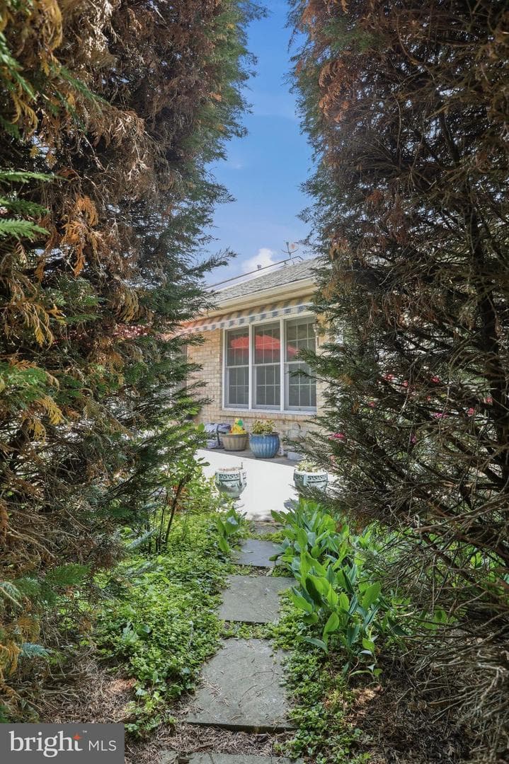 1478 Lindsay Lane photo 33