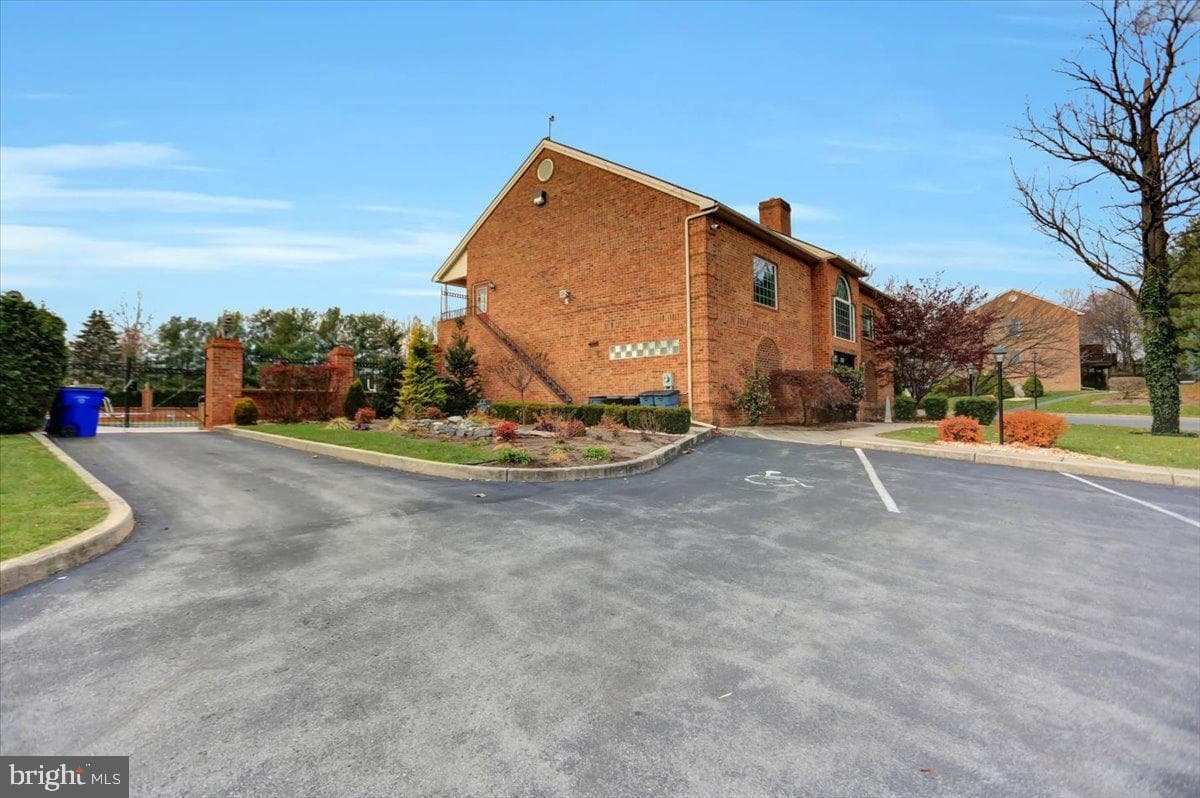 1478 Lindsay Lane photo 35