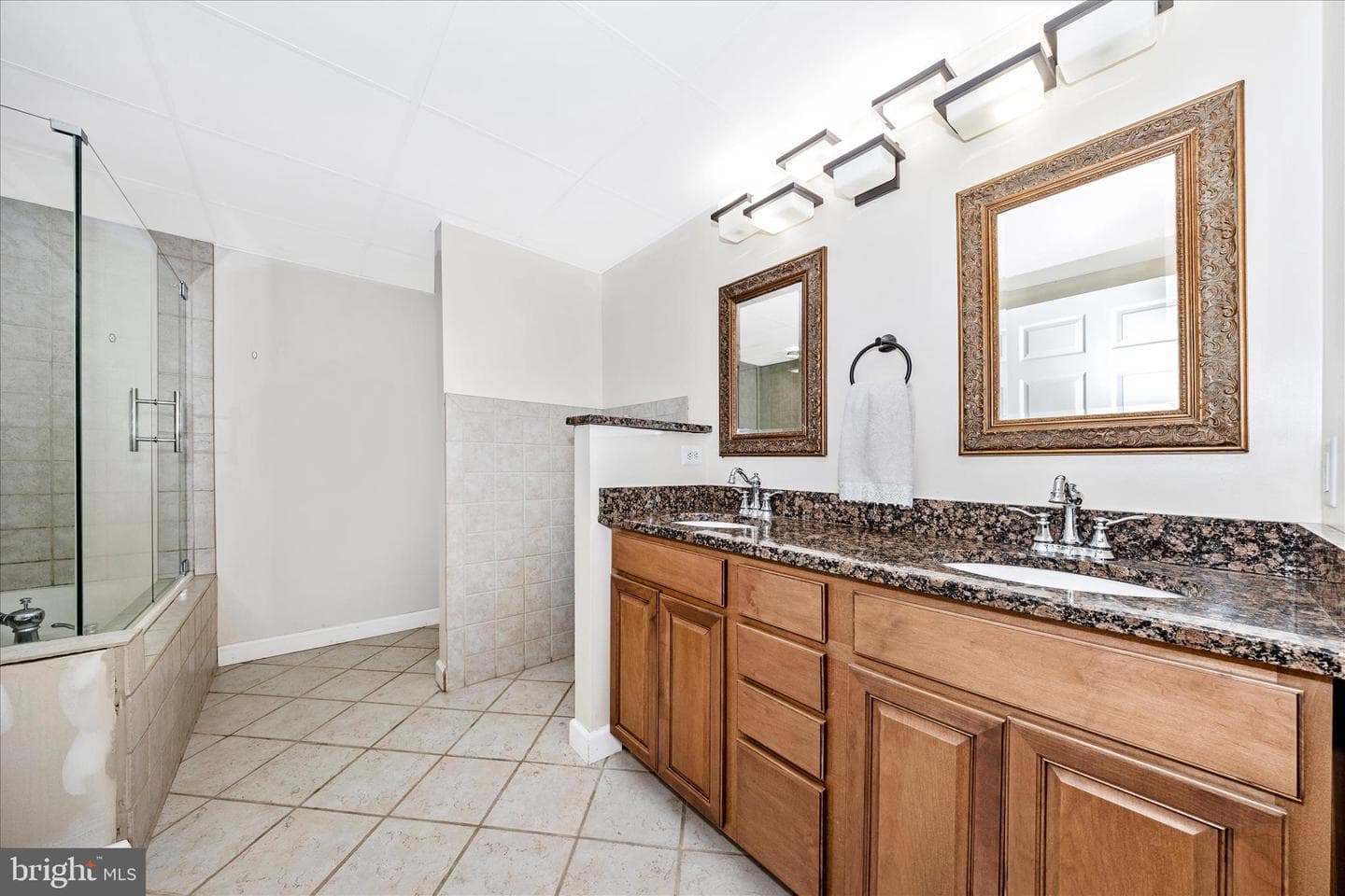 3448 Kaetzel photo 30