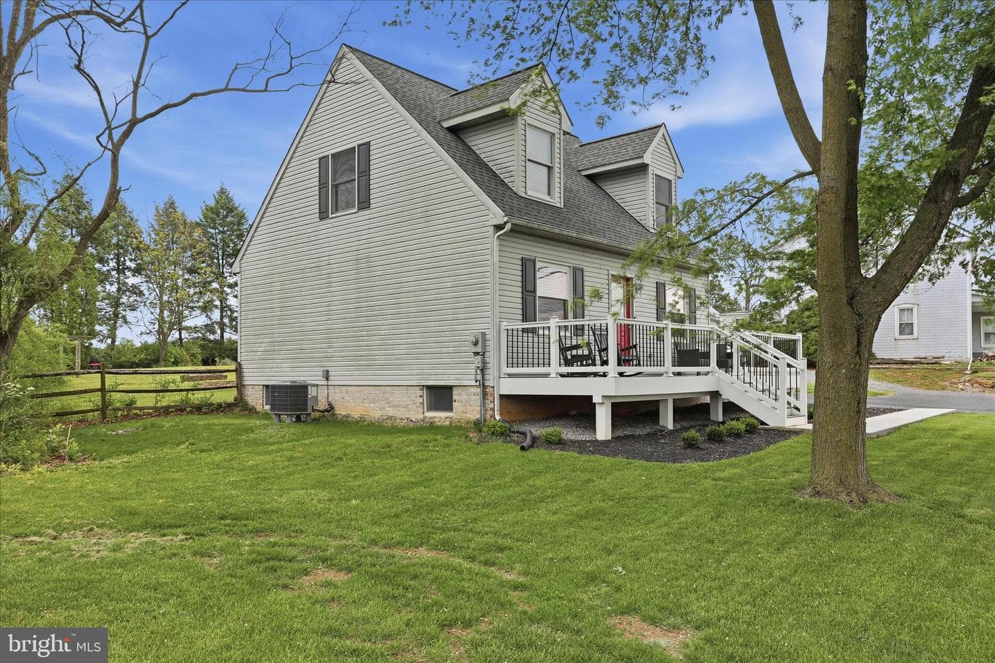 13427 Maugansville Road photo 3