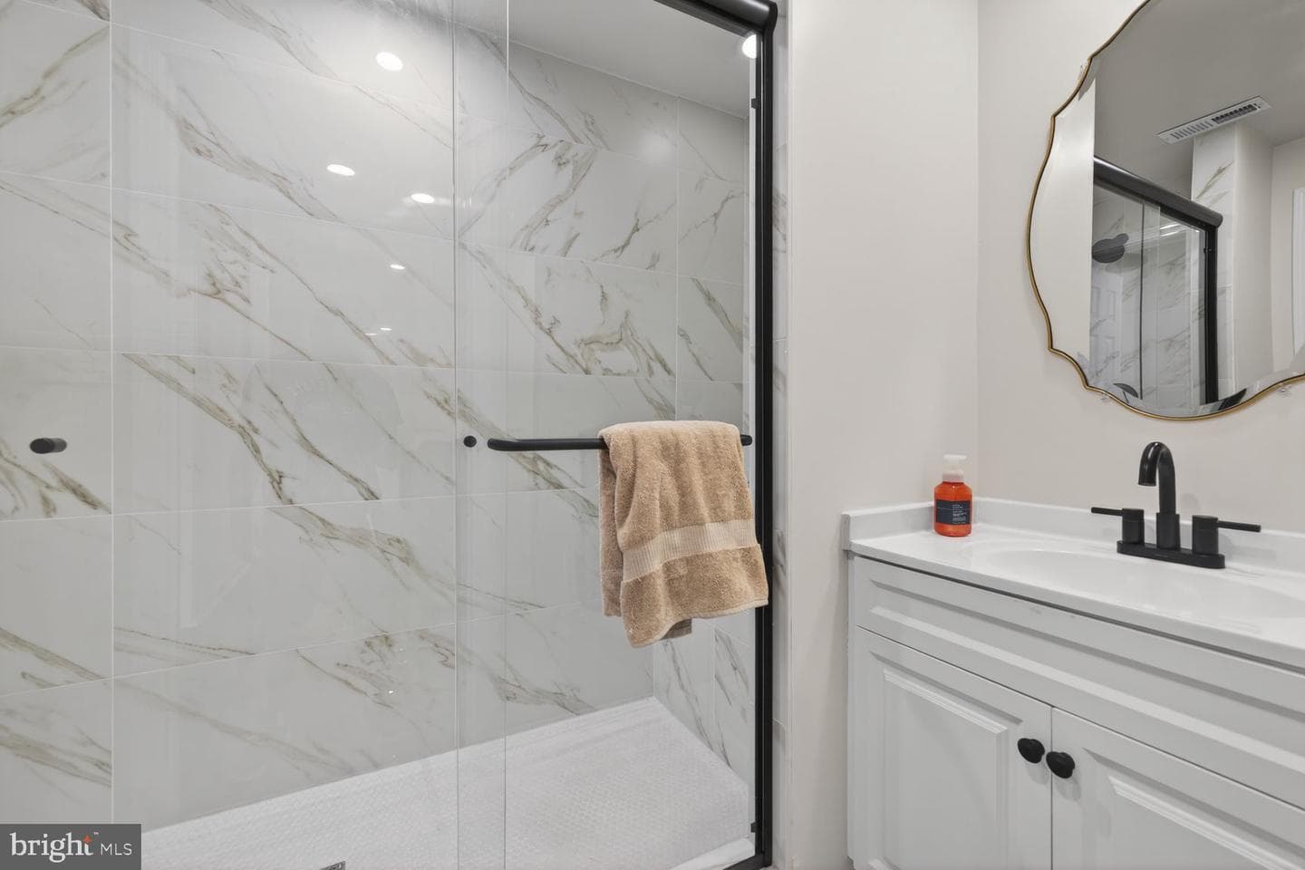 9425 Alloway Drive photo 29
