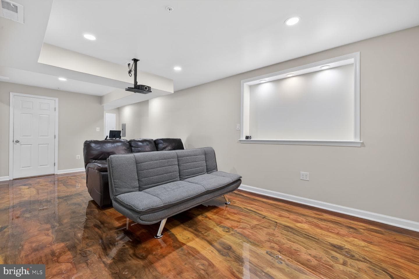9425 Alloway Drive photo 34