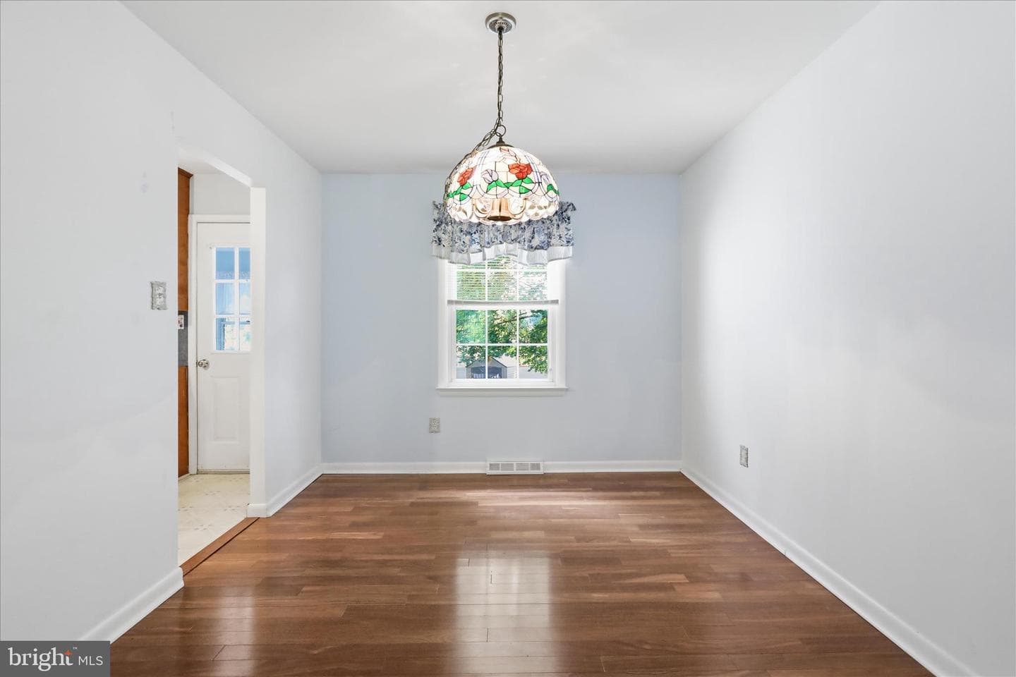 17813 Greentree Terrace photo 12
