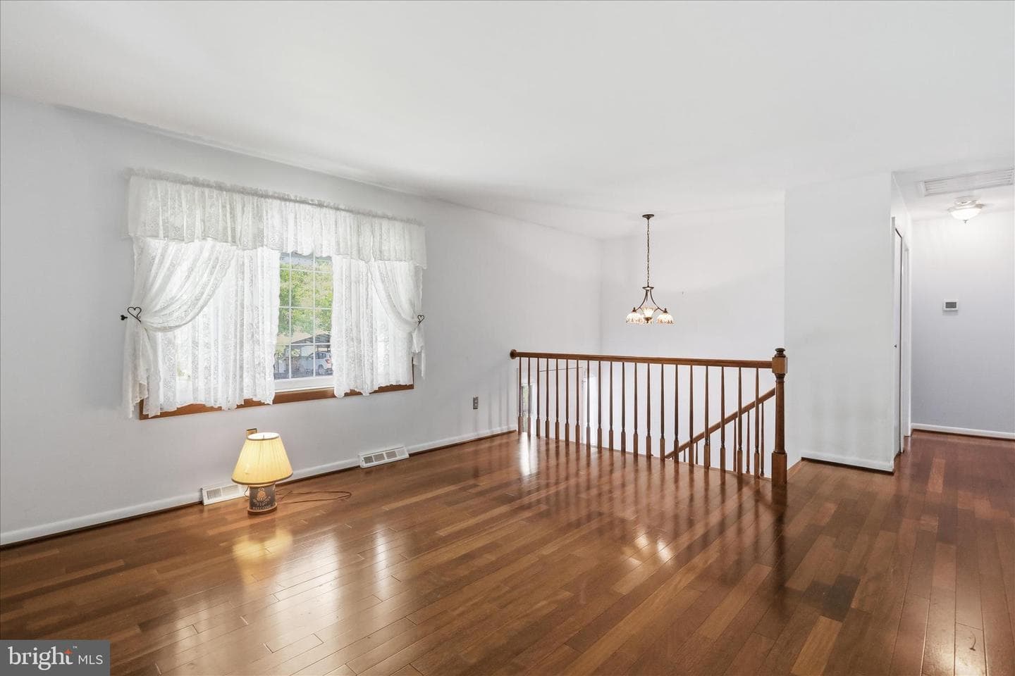 17813 Greentree Terrace photo 3