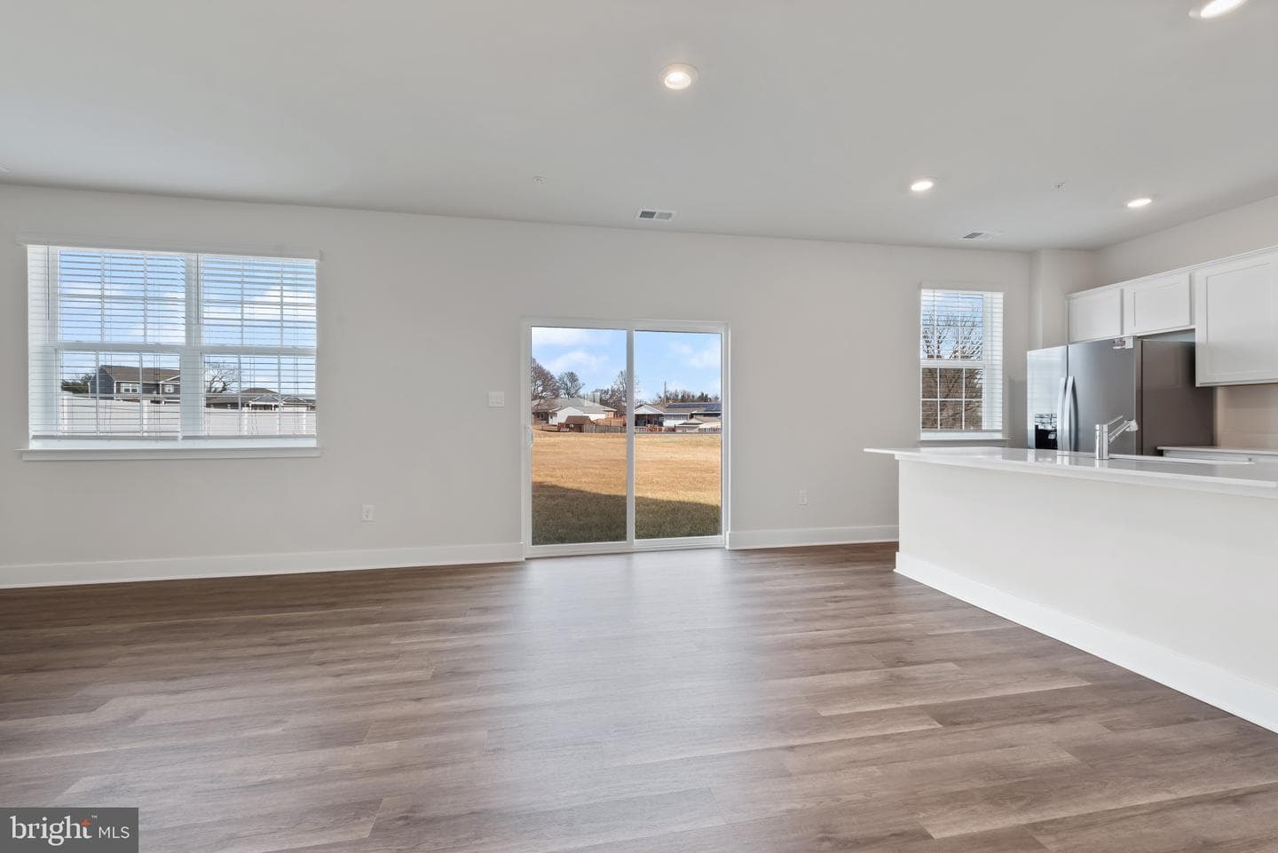 1216 Moller Avenue photo 31