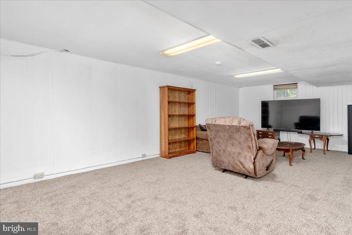 10602 Oaktree Circle photo 20