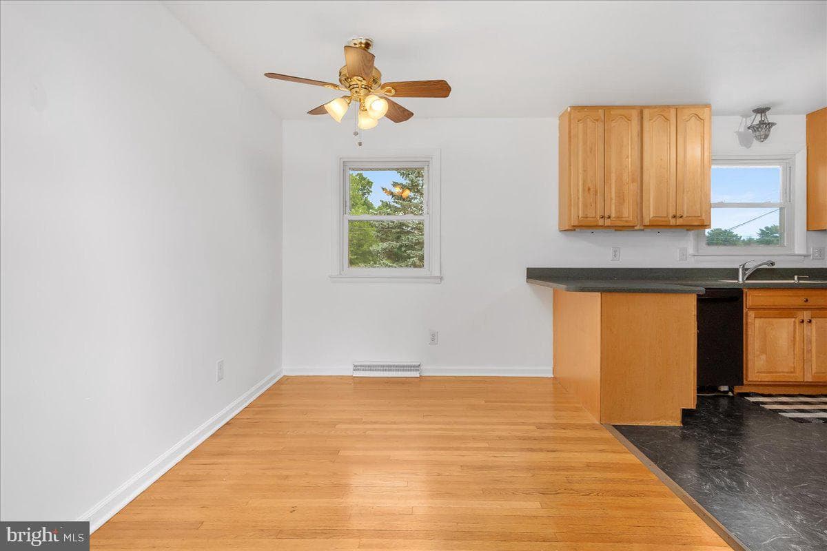 10602 Oaktree Circle photo 8