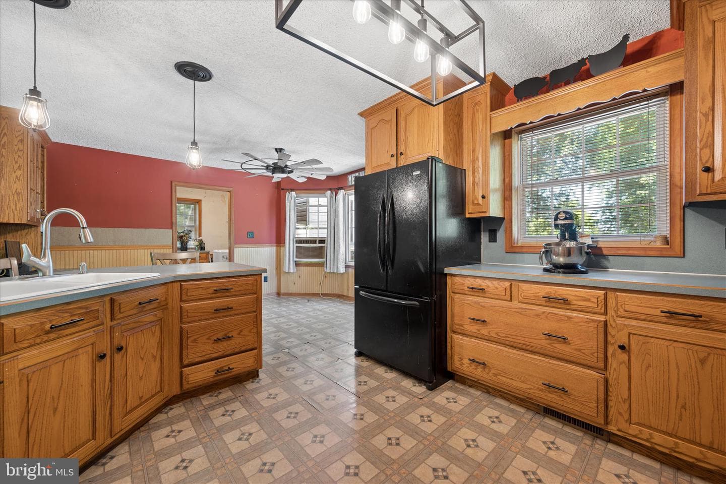 8354 Mountain Laurel Road photo 15