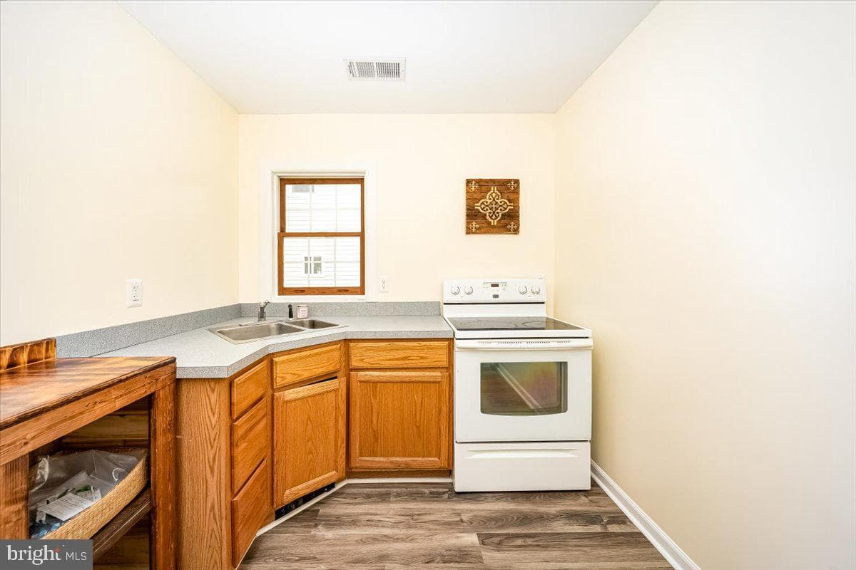 11 Mount Hebron Road photo 46