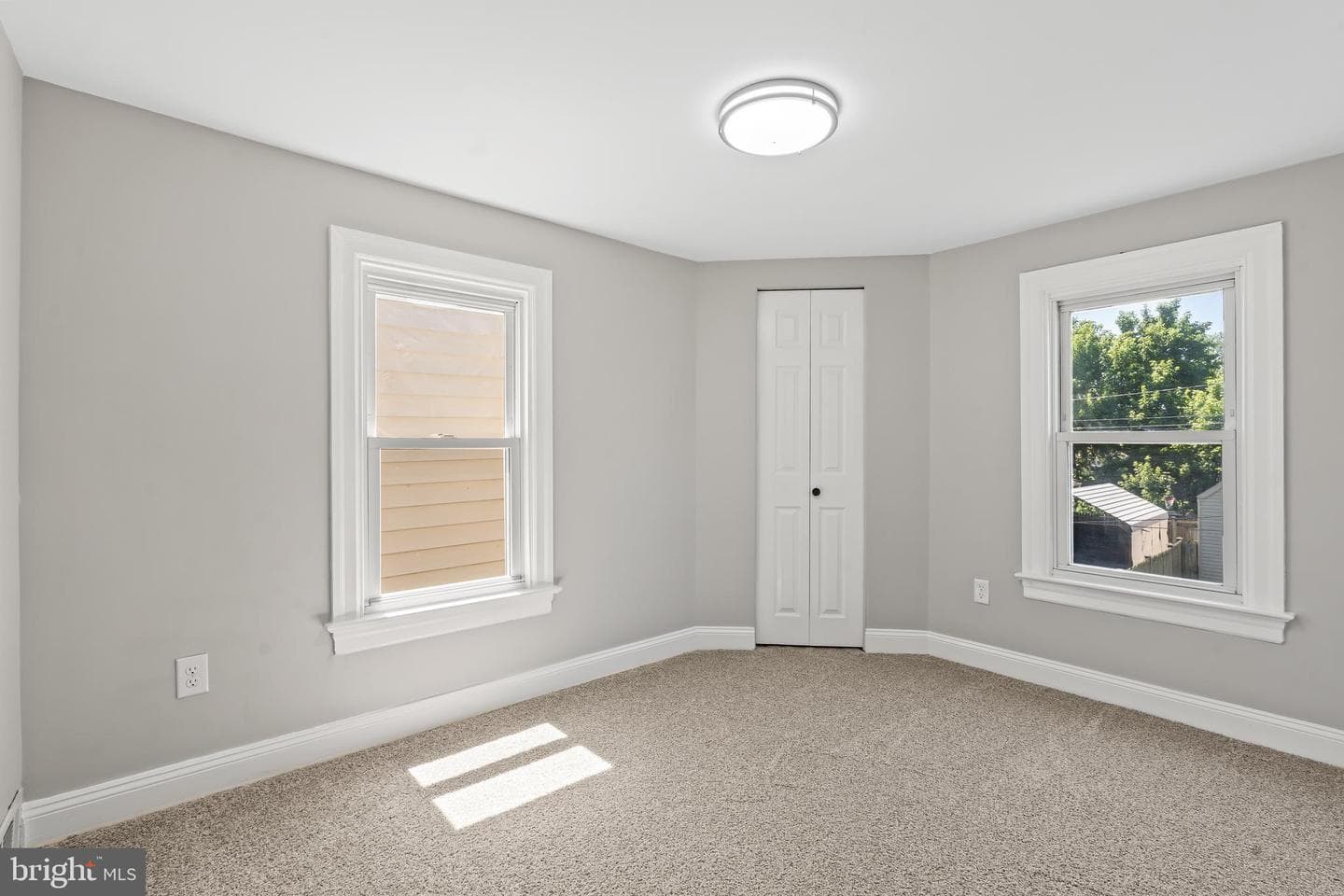 527 W Wilson Boulevard photo 22
