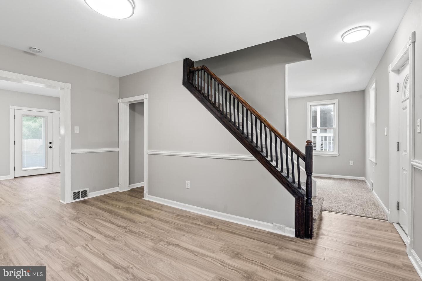 527 W Wilson Boulevard photo 7