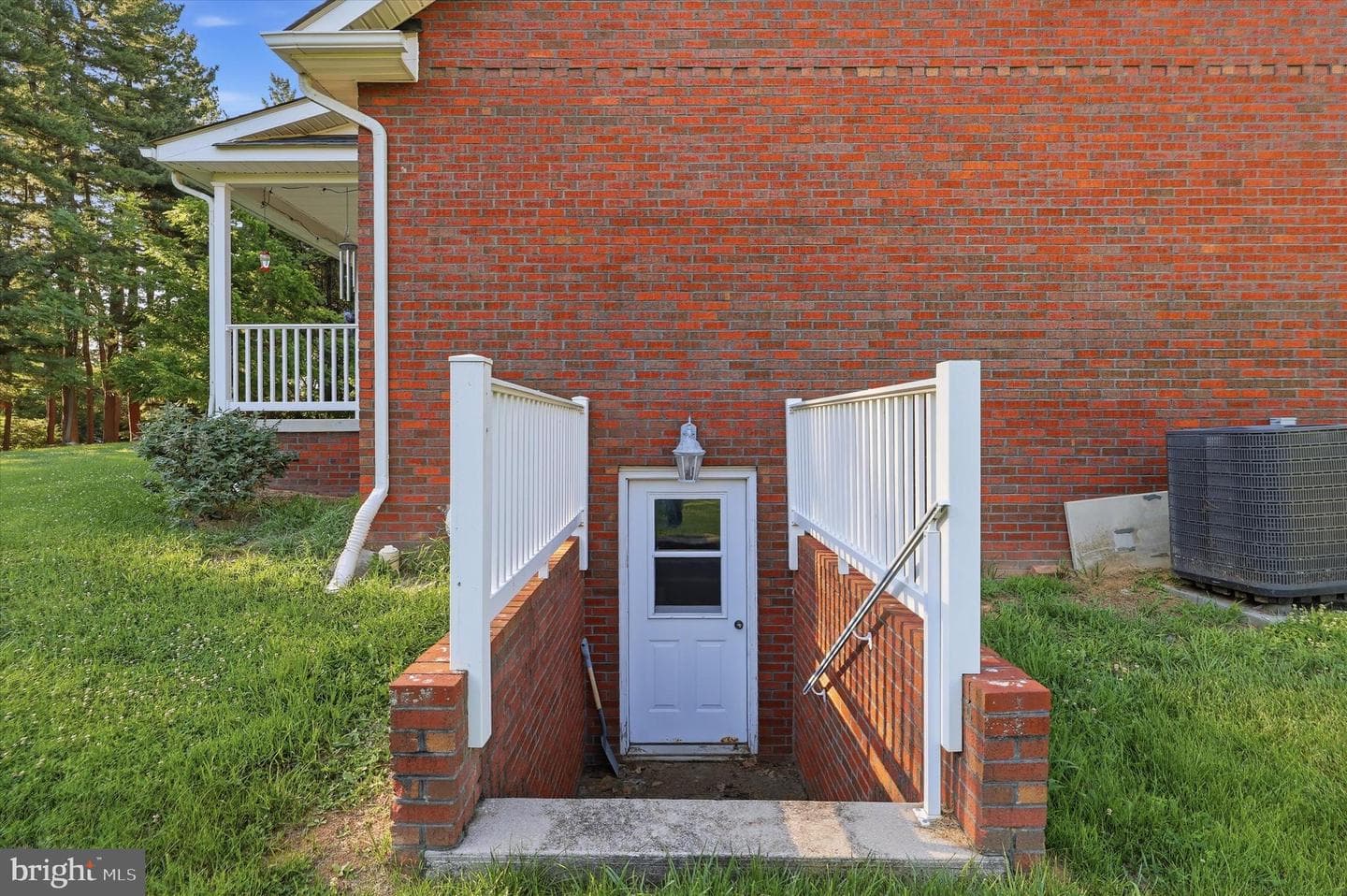 8554 Faiths Walk Lane photo 45