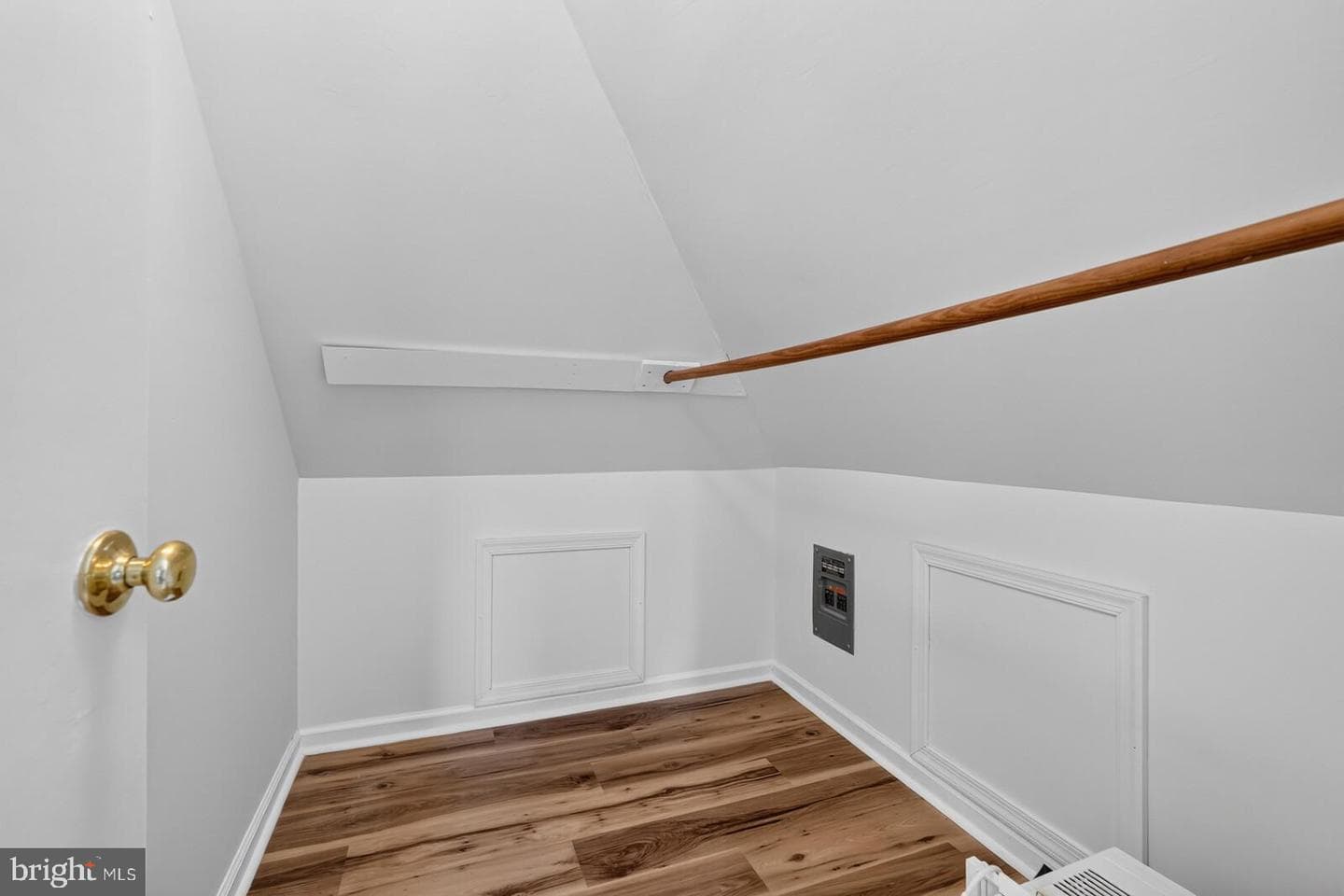 117 Mccomas Street photo 31