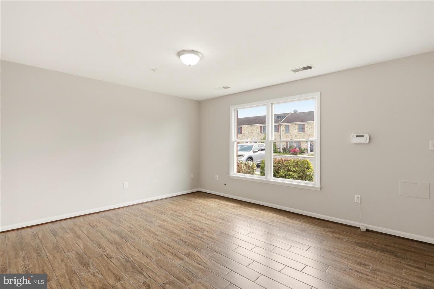 309 E Ridge Drive photo 6