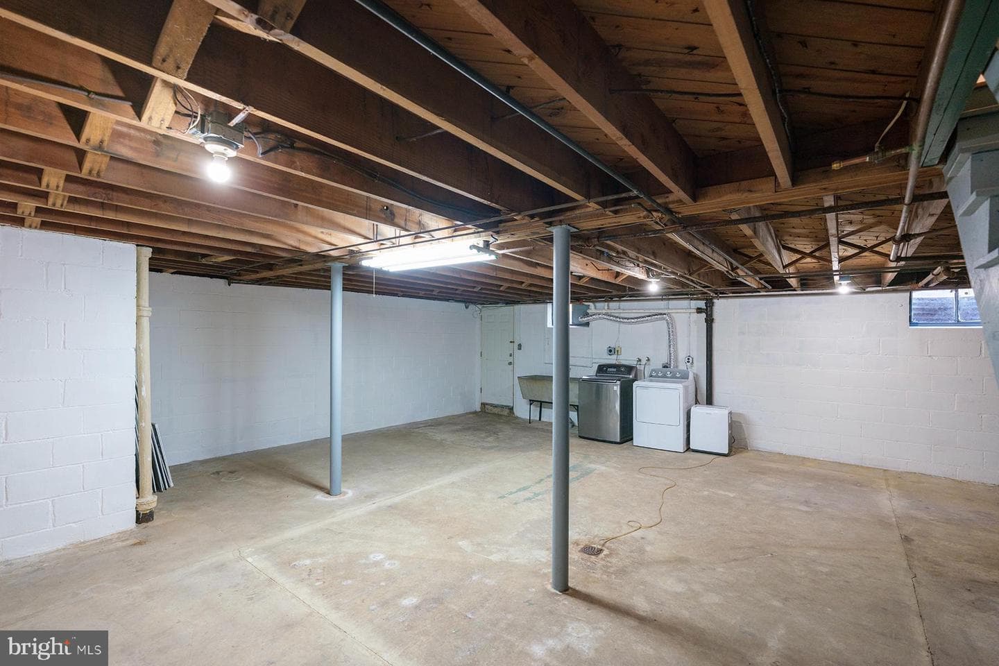 1046 The Terrace photo 37