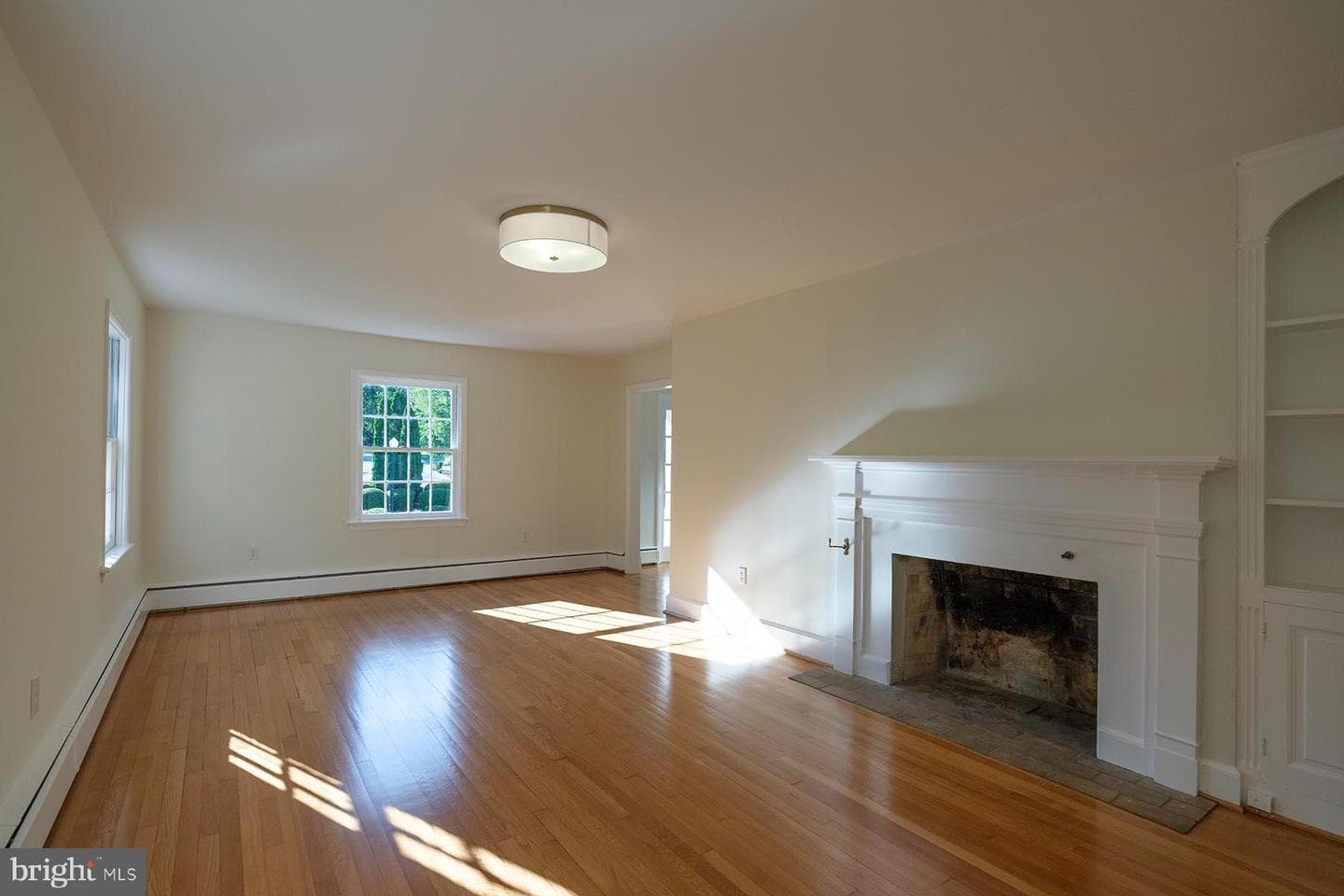 1046 The Terrace photo 9