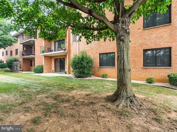 1745 Edgewood Hill Circle #2 photo 28