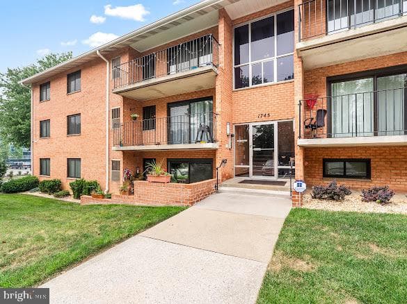 1745 Edgewood Hill Circle #2 photo 3